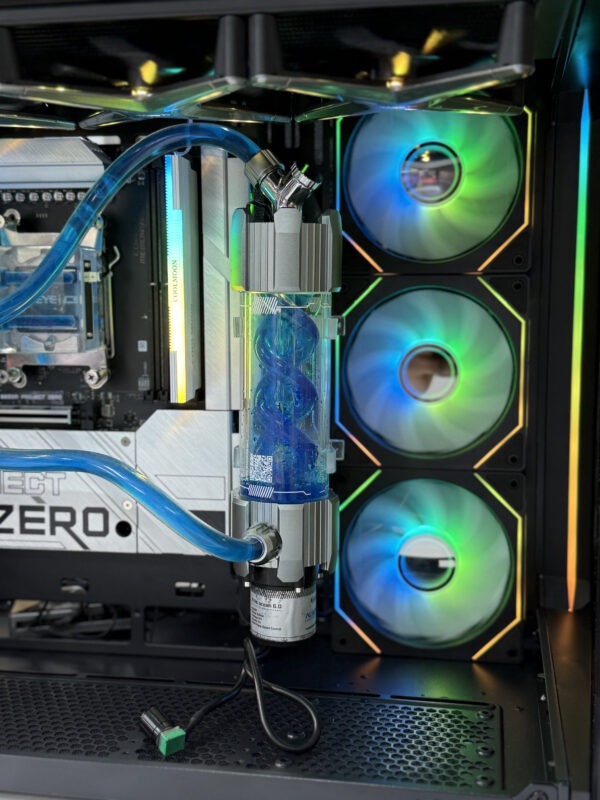 Gaming Pc Water Cooled, Amd ryzen 7 7800X3D,Msi Pro B650 Zero Project,64GB DDR5,1TB Nvme Ssd,Nvidia Geforce Rtx 5070 12Gb, Computer