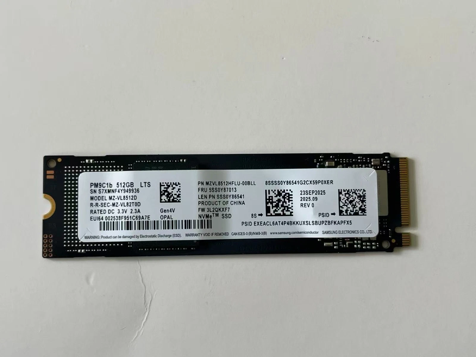 Samsung MZ-VL8512D PM9C1b 512GB Gen4 NVMe SSD Solid State Drive